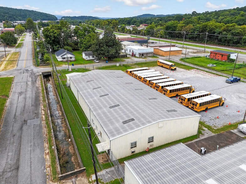 More Photos Of 512 S Wilmer Ave, Anniston Warehouse For Sale