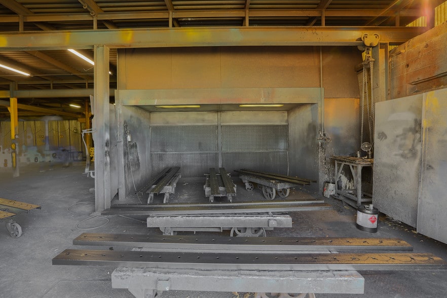 More Photos Of 633 Fellows Ave, Hanover Township Warehouse For Sale