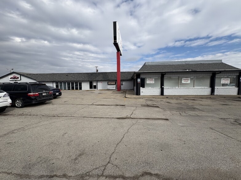 More Photos Of , Indianapolis Unknown For Sale