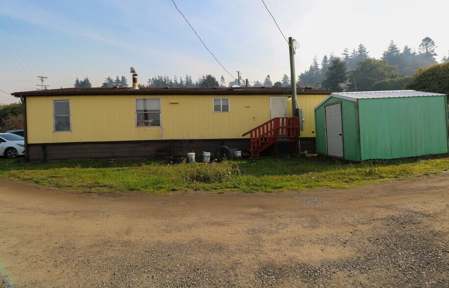 More Photos Of 93531 Coal Bank Ln, Coos Bay Manufactured Housing Mobile Home Park For Sale