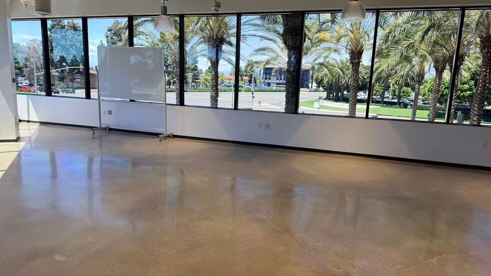 More Photos Of 4590 MacArthur Blvd, Newport Beach Office For Lease