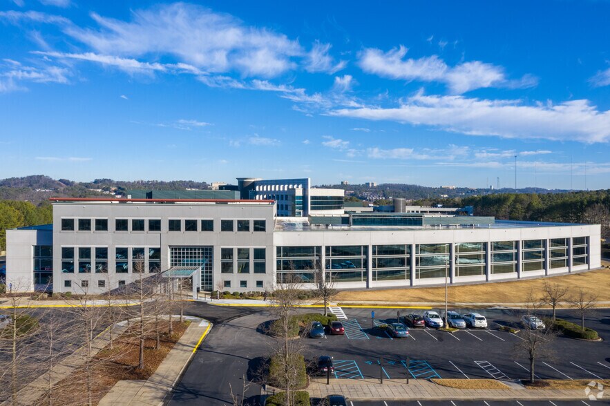 More Photos Of 200 Wildwood Pky, Birmingham Unknown For Lease
