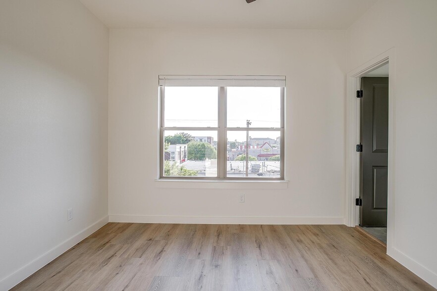 More Photos Of 3108 Frazier Ave, Fort Worth Multifamily For Sale