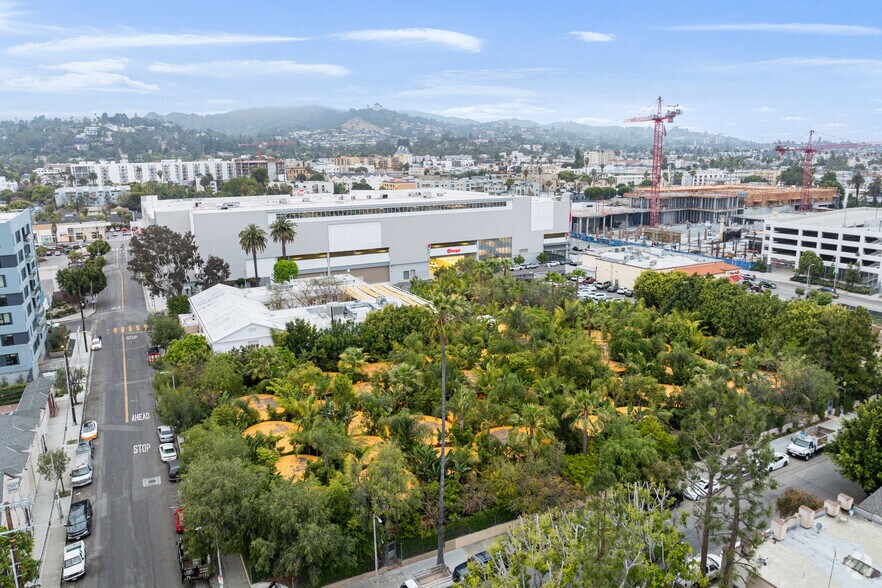 More Photos Of 1370 N St Andrews Pl, Los Angeles Office For Sale