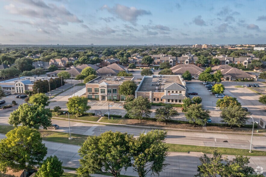 More Photos Of 5940 W Parker Rd, Plano Office For Sale