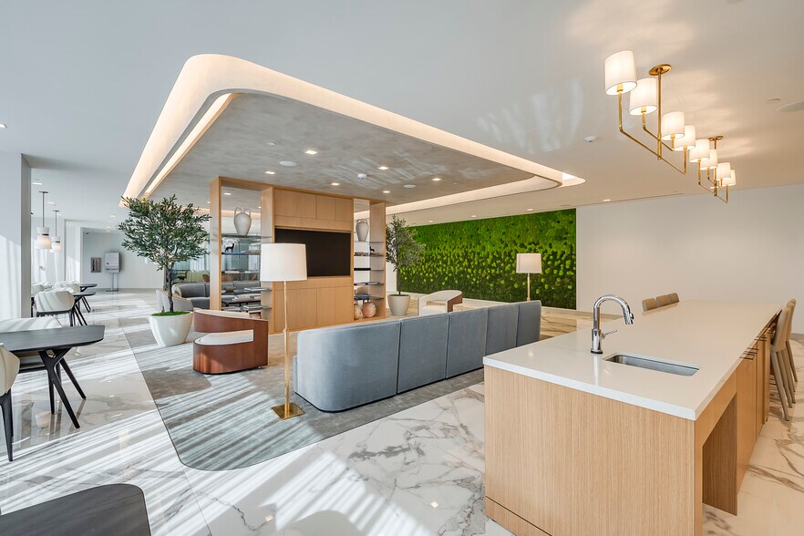 More Photos Of 13355 Noel Rd, Dallas Office For Lease