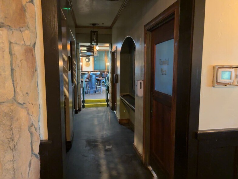 More Photos Of 5575-5555 S Virginia St, Reno Unknown For Lease