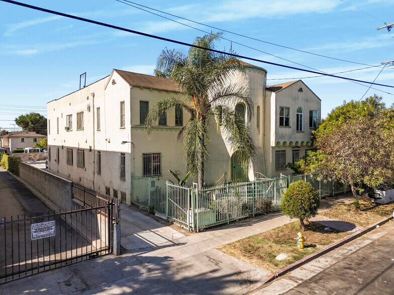 More Photos Of 4038 Marathon St, Los Angeles Apartments For Sale