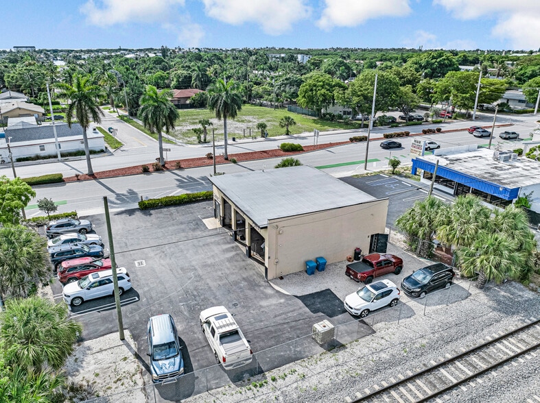 More Photos Of 925 N Federal Hwy, Boynton Beach Auto Repair For Sale
