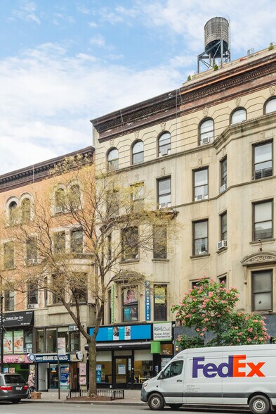 More Photos Of 237 W 72nd St, New York Apartments For Sale