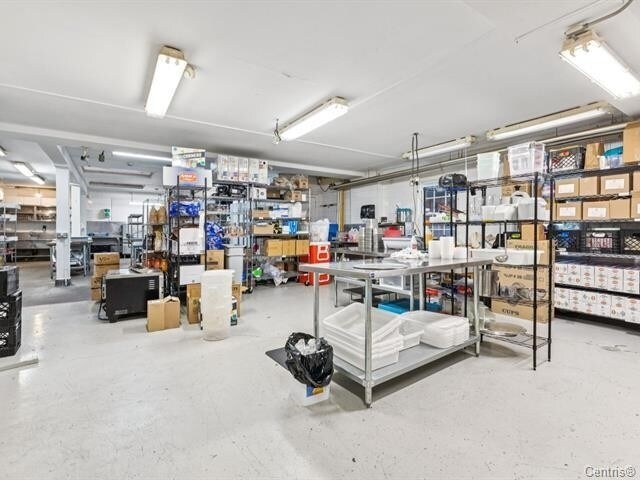 More Photos Of 69 Rue Laurier, Gatineau Restaurant For Lease