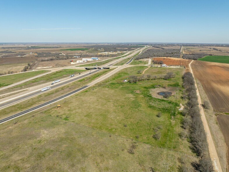 More Photos Of TBD I-35, Abbott Land For Sale