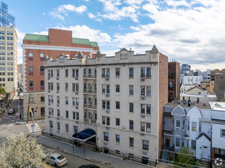 More Photos Of 151 SIP Ave, Jersey City Apartments For Sale