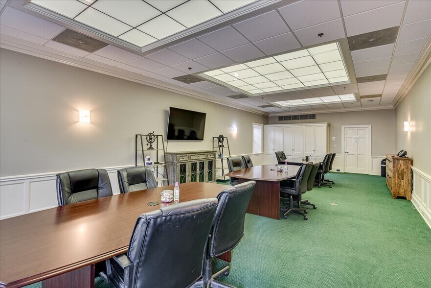 More Photos Of 624 Ellis St, Augusta Office For Sale