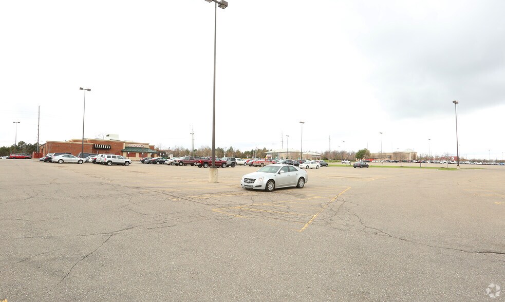 More Photos Of 19450 Haggerty Rd, Livonia Bank For Lease