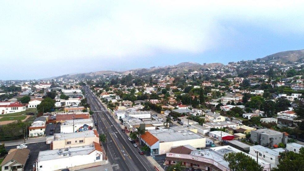 More Photos Of 1793 E Main St, Ventura Storefront For Sale