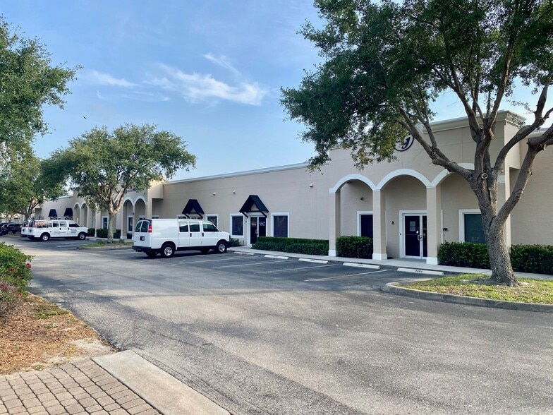 More Photos Of 25150 Bernwood Dr, Bonita Springs Light Distribution For Lease
