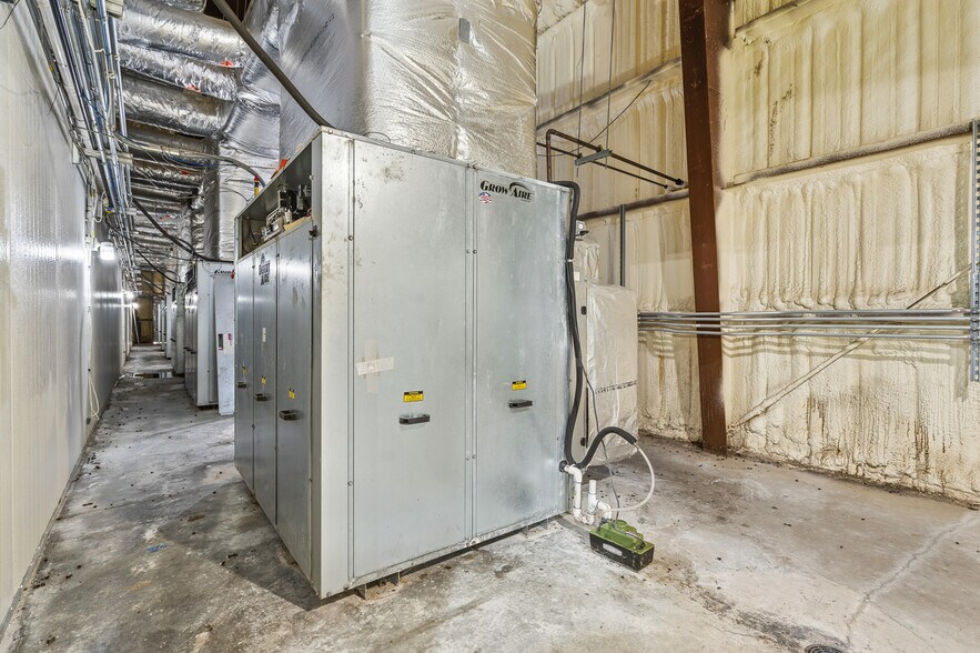 More Photos Of 22900 W Skelly Rd, Haskell Light Manufacturing For Sale