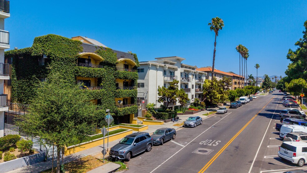 More Photos Of 439 S Hobart Blvd, Los Angeles Apartments For Sale