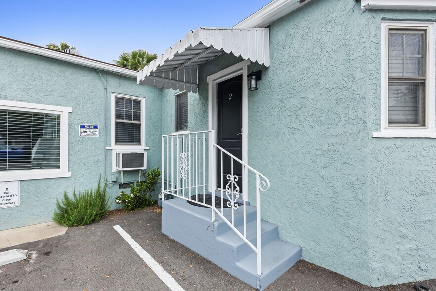 More Photos Of 4837 Castle Ave, San Diego Apartments For Sale