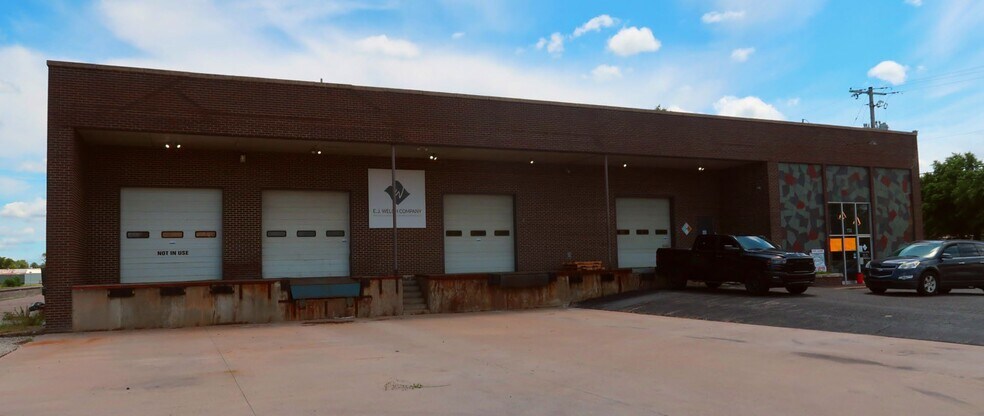 More Photos Of 721 E Mt Vernon St, Wichita Warehouse For Lease
