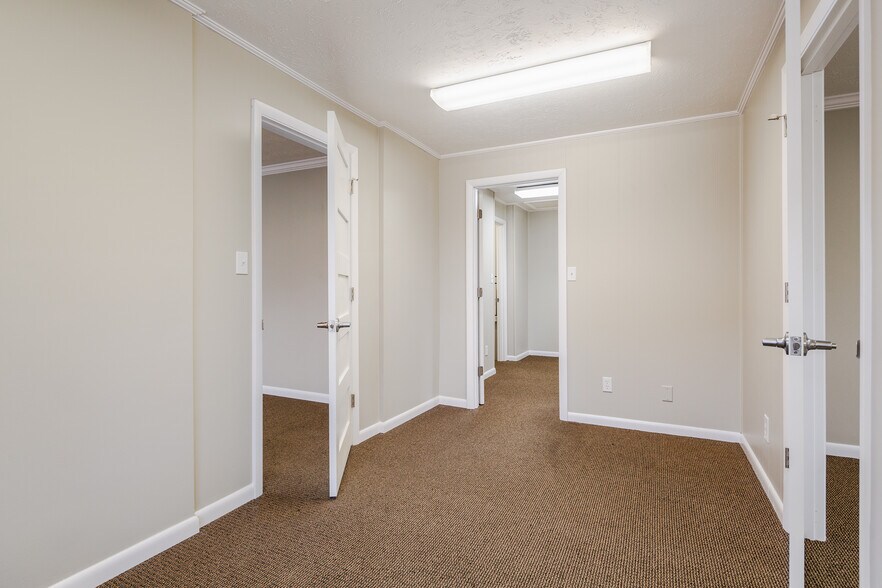 More Photos Of Hwy 50 or Tipton Street, Seymour Office For Sale