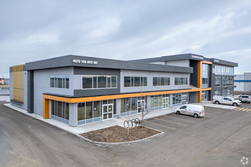 More Photos Of 4070 108 Av NE, Calgary Service For Sale