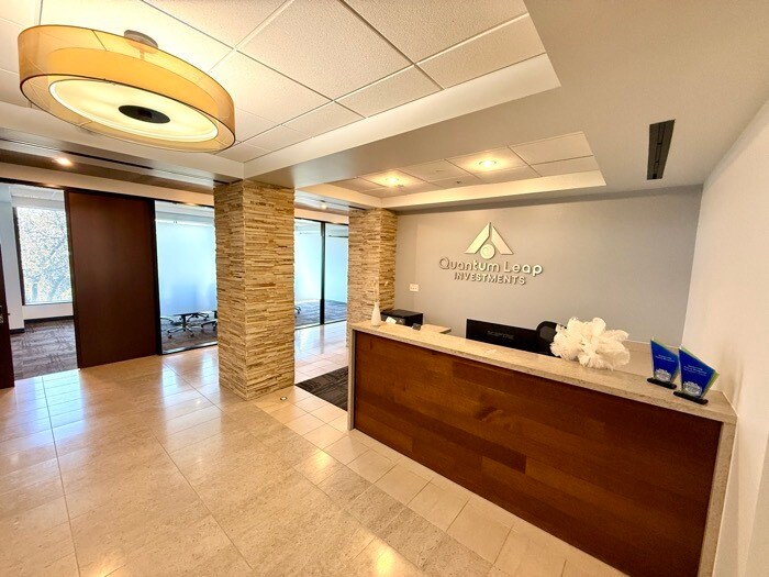 More Photos Of 6300 Bridgepoint Pky, Austin Office For Lease