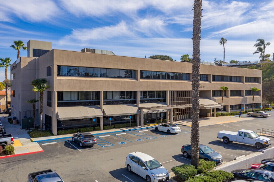 More Photos Of 6719 Alvarado Rd, San Diego Medical For Lease