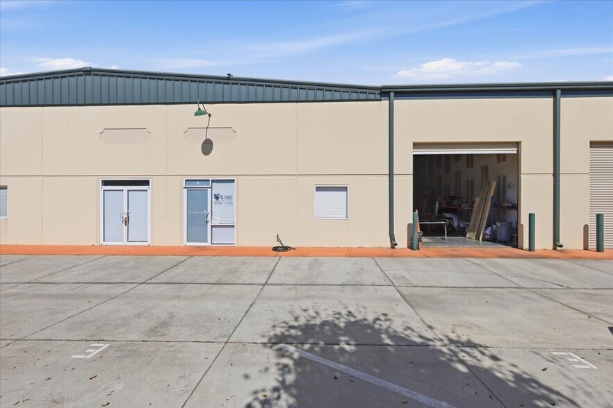 More Photos Of 1220 Biscayne Blvd, Deland Warehouse For Lease