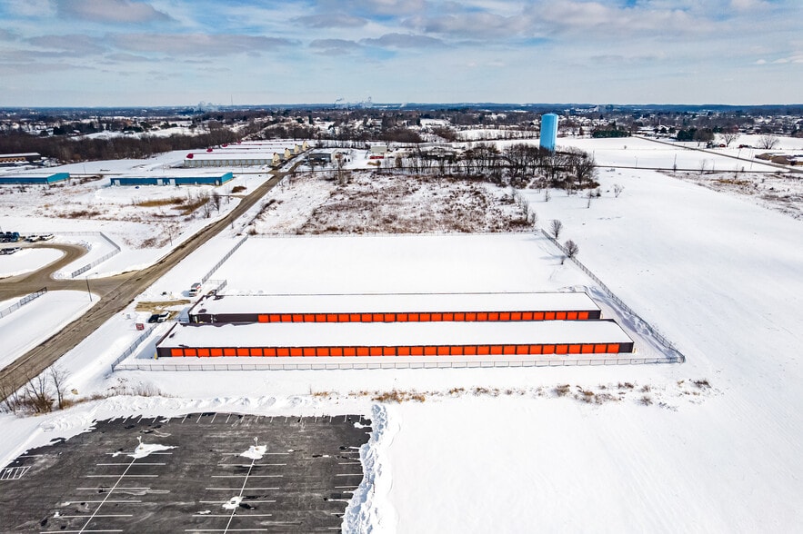 More Photos Of 2851 Business Pl SE, Massillon Self Storage For Sale