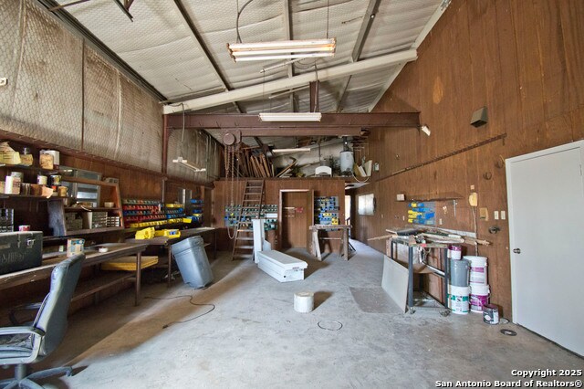 More Photos Of 5673 Stuart Rd, San Antonio Specialty For Sale