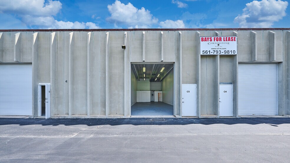 More Photos Of 7231 W Southern Blvd, West Palm Beach Warehouse For Sale