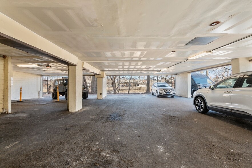 More Photos Of 832 Atlantic St, Bridgeport Apartments For Sale