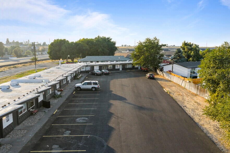 More Photos Of 4278 Grape Dr, Moses Lake Apartments For Sale