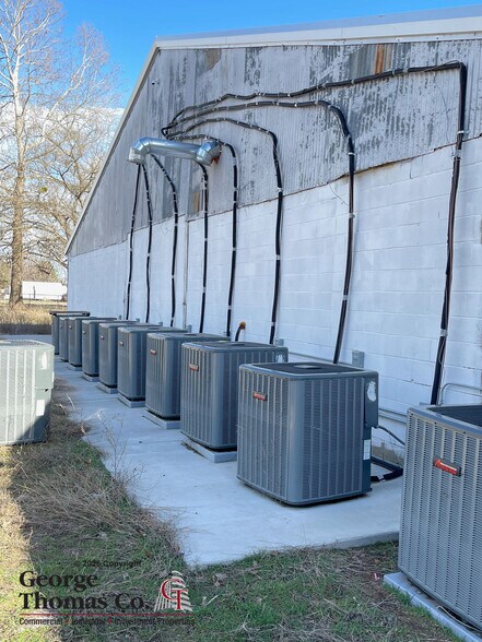 More Photos Of 19215 & 19271 W Wekiwa Rd, Sand Springs Warehouse For Sale