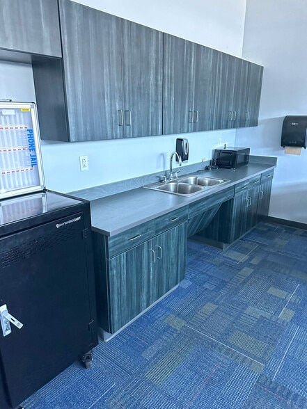 More Photos Of 7 S 12th St, Midland Schools For Sale