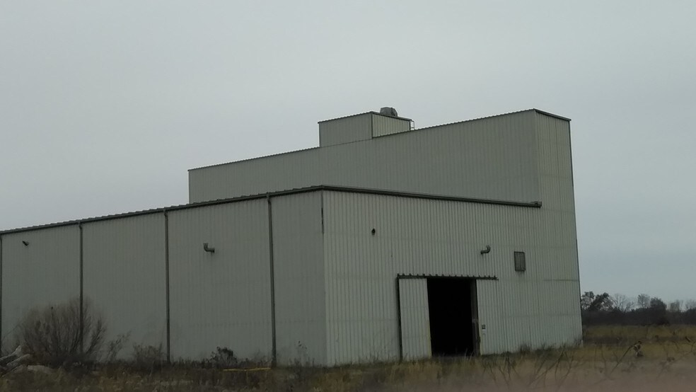 More Photos Of 1199 N Highway 19, Wellsville Warehouse For Sale