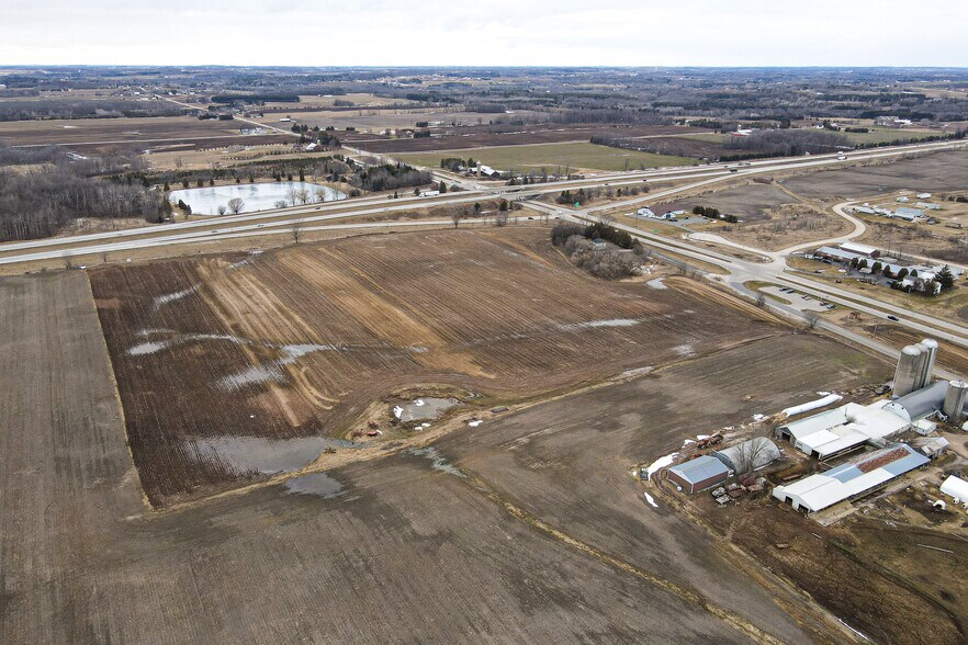 More Photos Of 5813 Michigan Ave, Manitowoc Land For Sale