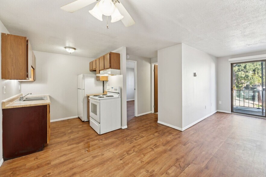 More Photos Of 3204 Mozart Ave, Cincinnati Apartments For Sale