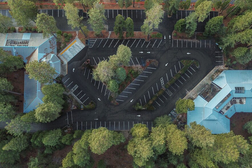 More Photos Of 565 Brunswick Rd, Grass Valley Office For Sale