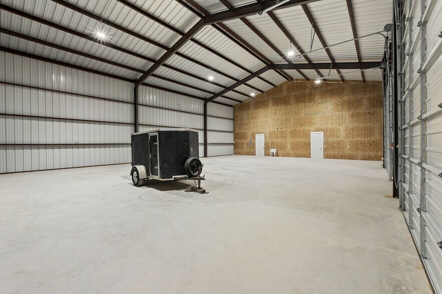 More Photos Of 2350 County Road 311, Jarrell Industrial For Lease