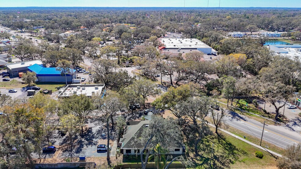 More Photos Of 3203 Lithia Pinecrest Rd, Valrico Medical For Sale