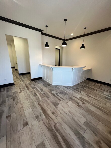 More Photos Of 17935 N Pennsylvania Ave, Edmond Unknown For Lease