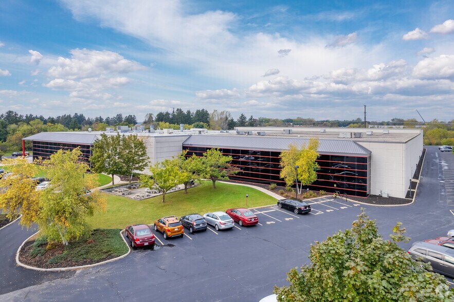 More Photos Of 10400 N Enterprise Dr, Mequon Manufacturing For Sale