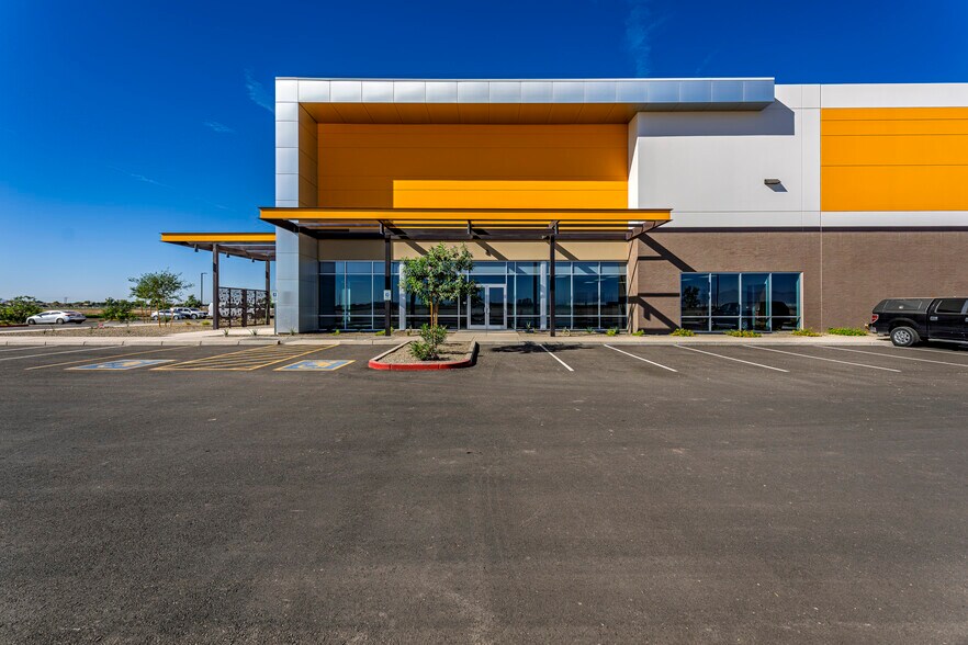 More Photos Of SEC Ellsworth Road & Pecos Rd, Mesa Warehouse For Lease