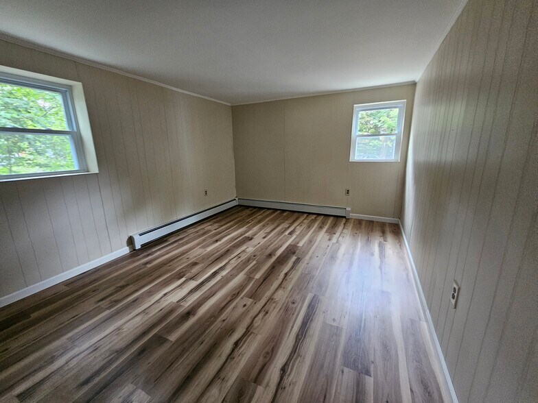 More Photos Of 101 Randall St, Florida Apartments For Sale