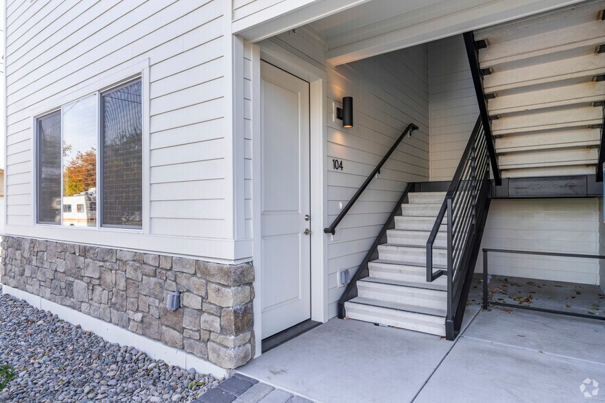 More Photos Of 542 7th St, Sparks Apartments For Sale