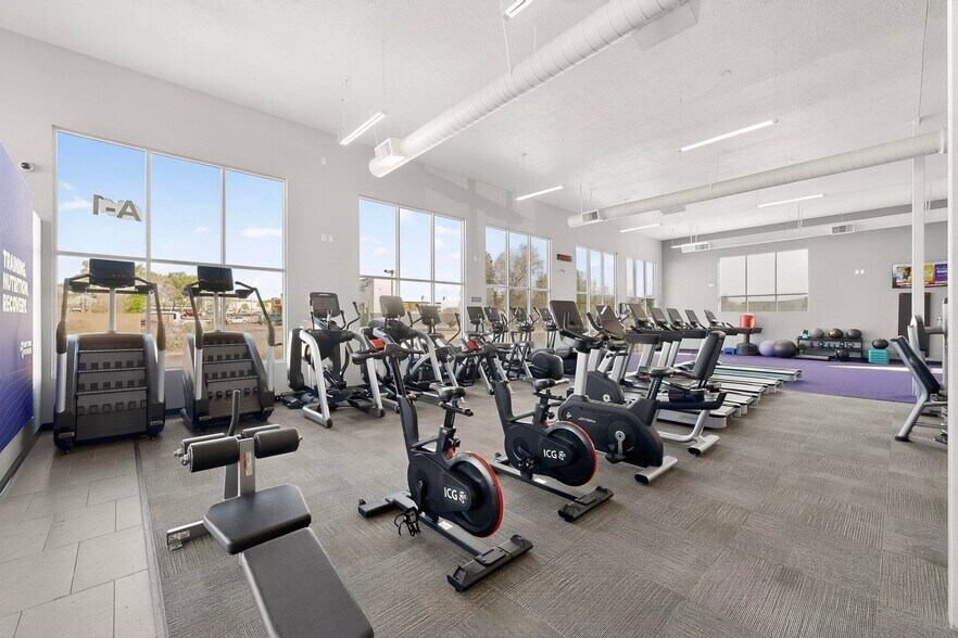 More Photos Of 9368 Valley View Dr NW, Albuquerque Apartments For Sale