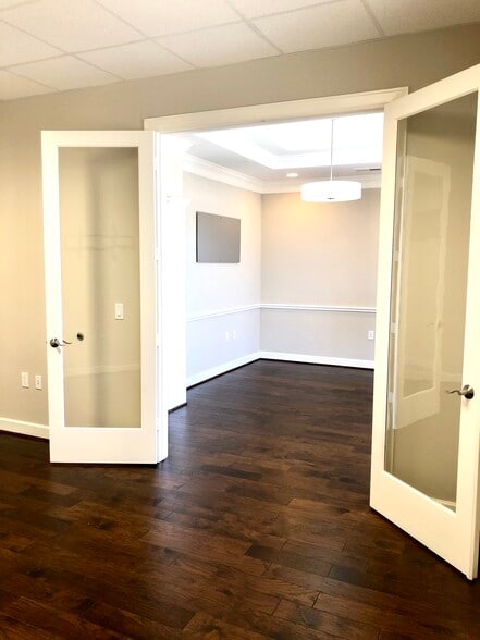 More Photos Of 16000 Park Ten Pl, Houston Office For Sale